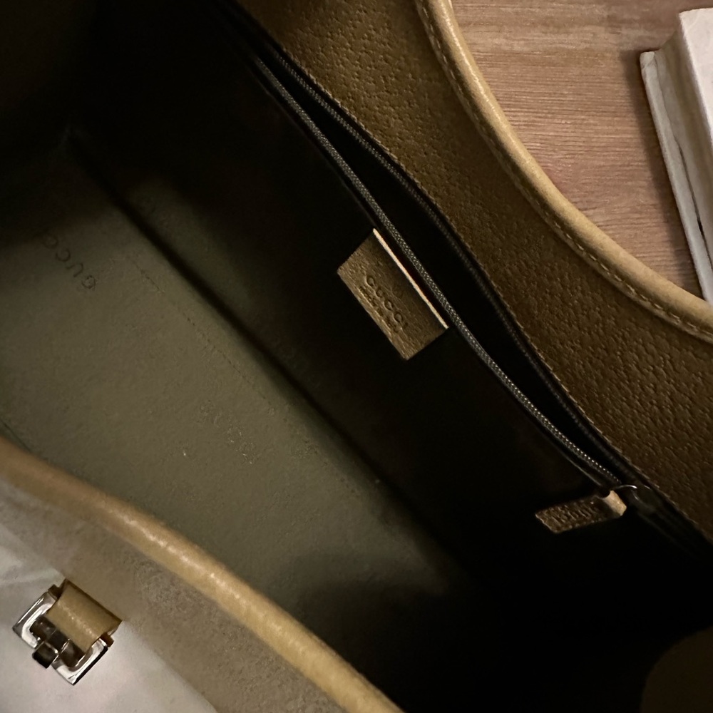 Gucci handbag 100% authentic - Picture 4 of 7